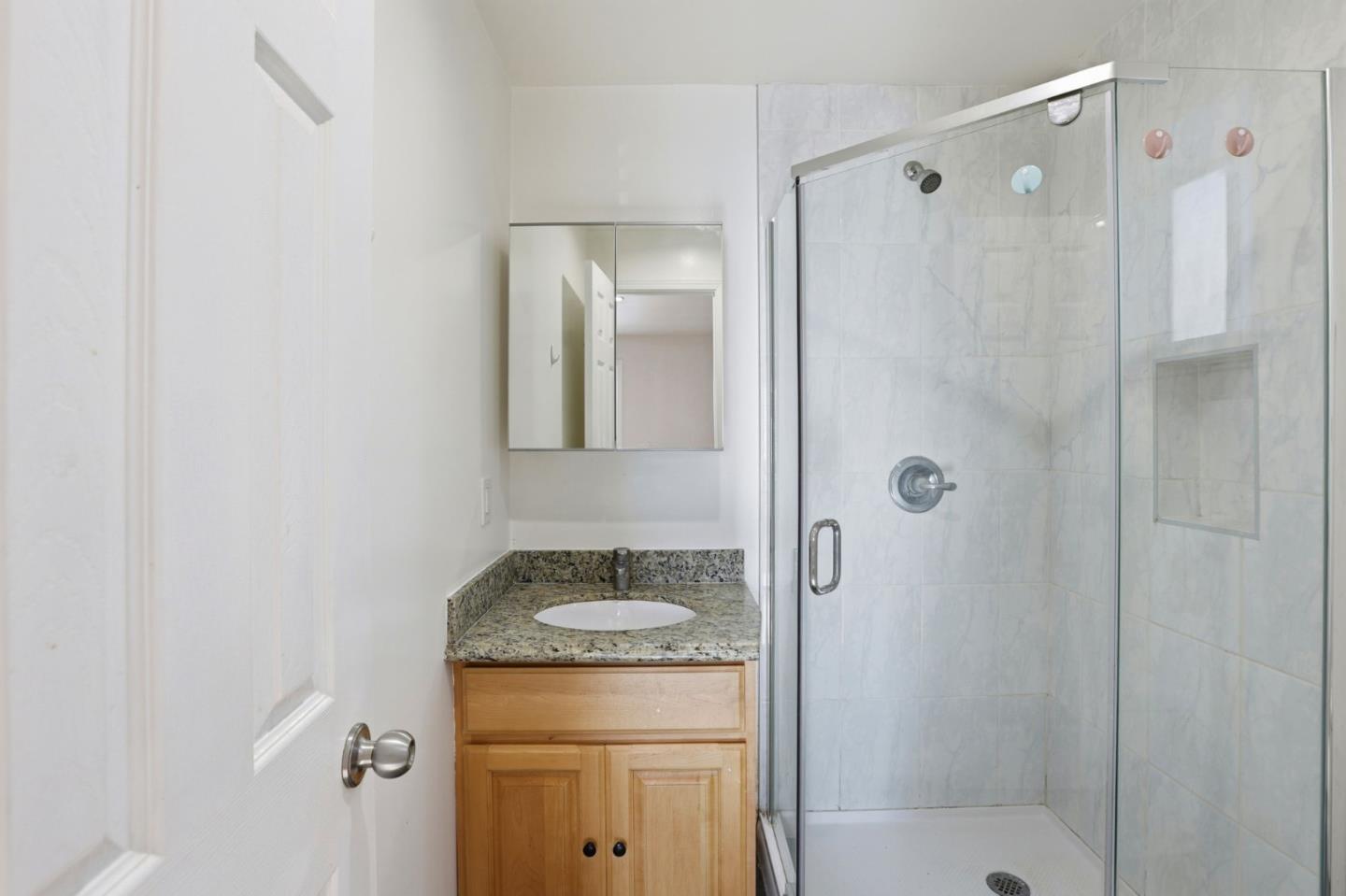 Detail Gallery Image 50 of 58 For 75 Gambetta St, Daly City,  CA 94014 - 6 Beds | 4 Baths