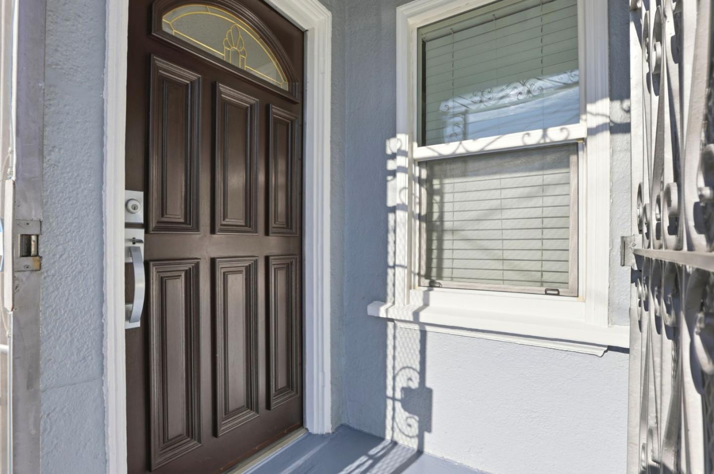 Detail Gallery Image 6 of 58 For 75 Gambetta St, Daly City,  CA 94014 - 6 Beds | 4 Baths