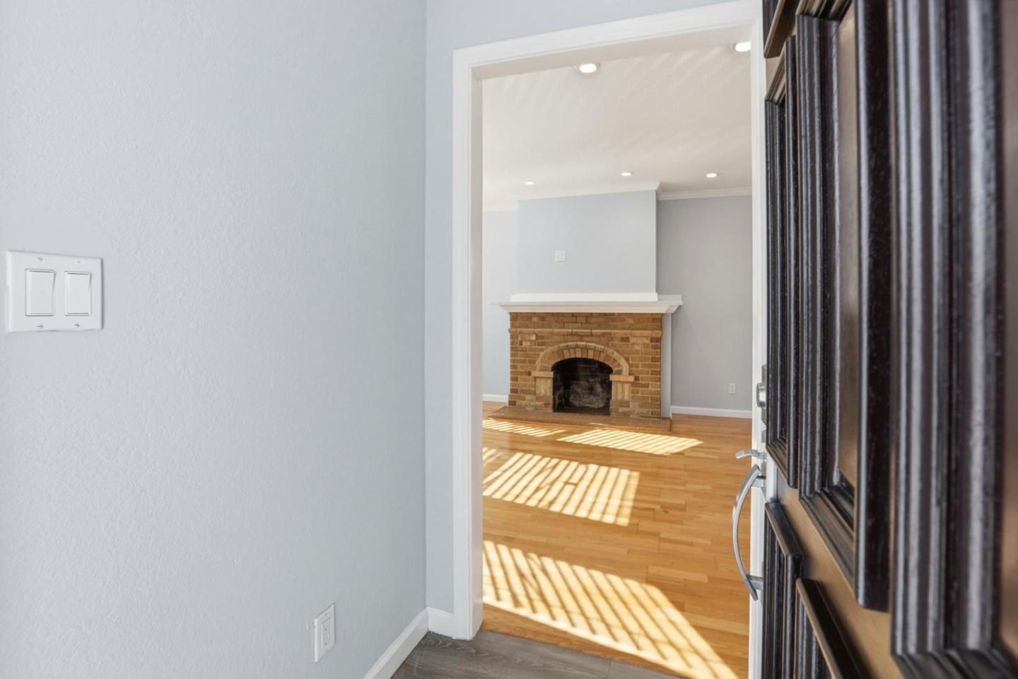 Detail Gallery Image 7 of 58 For 75 Gambetta St, Daly City,  CA 94014 - 6 Beds | 4 Baths