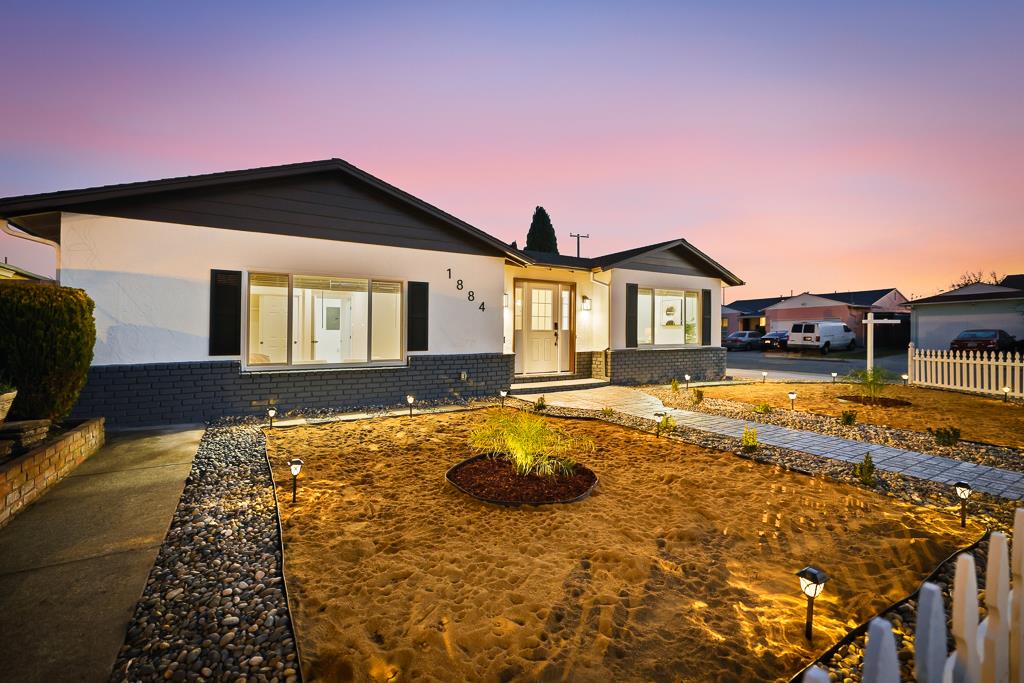 Detail Gallery Image 2 of 66 For 1884 Lanier Ave, San Leandro,  CA 94579 - 4 Beds | 3 Baths