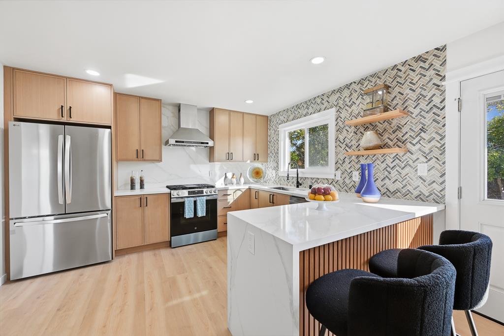 Detail Gallery Image 26 of 66 For 1884 Lanier Ave, San Leandro,  CA 94579 - 4 Beds | 3 Baths