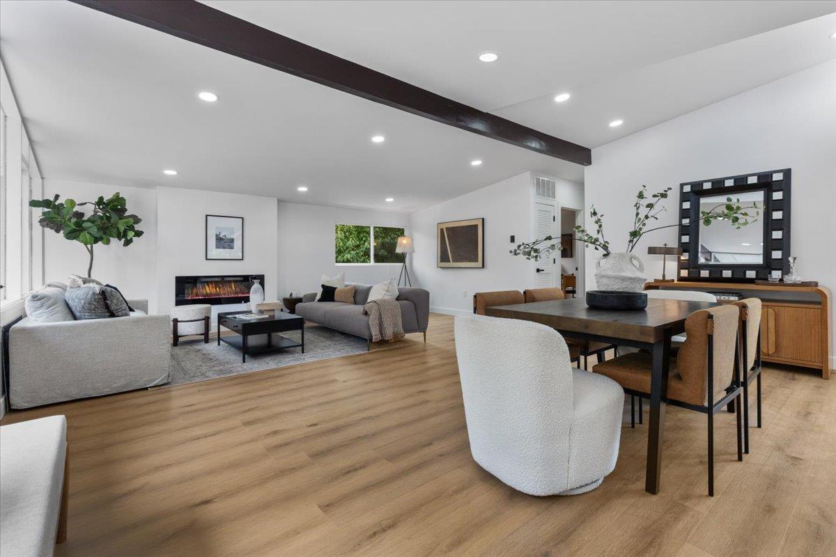 Detail Gallery Image 11 of 26 For 2375 Adele Ave, Mountain View,  CA 94043 - 3 Beds | 2 Baths