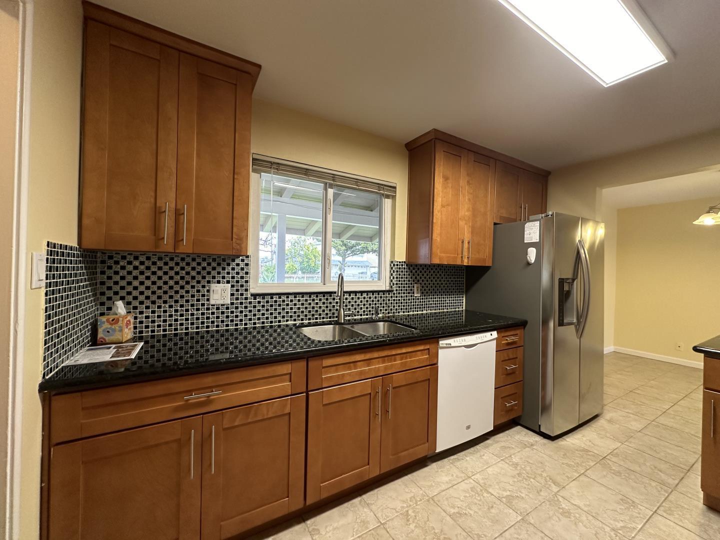 Detail Gallery Image 5 of 26 For 1934 Foxworthy Ave, San Jose,  CA 95124 - 3 Beds | 2 Baths