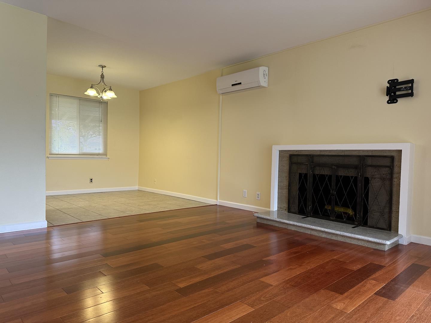 Detail Gallery Image 8 of 26 For 1934 Foxworthy Ave, San Jose,  CA 95124 - 3 Beds | 2 Baths