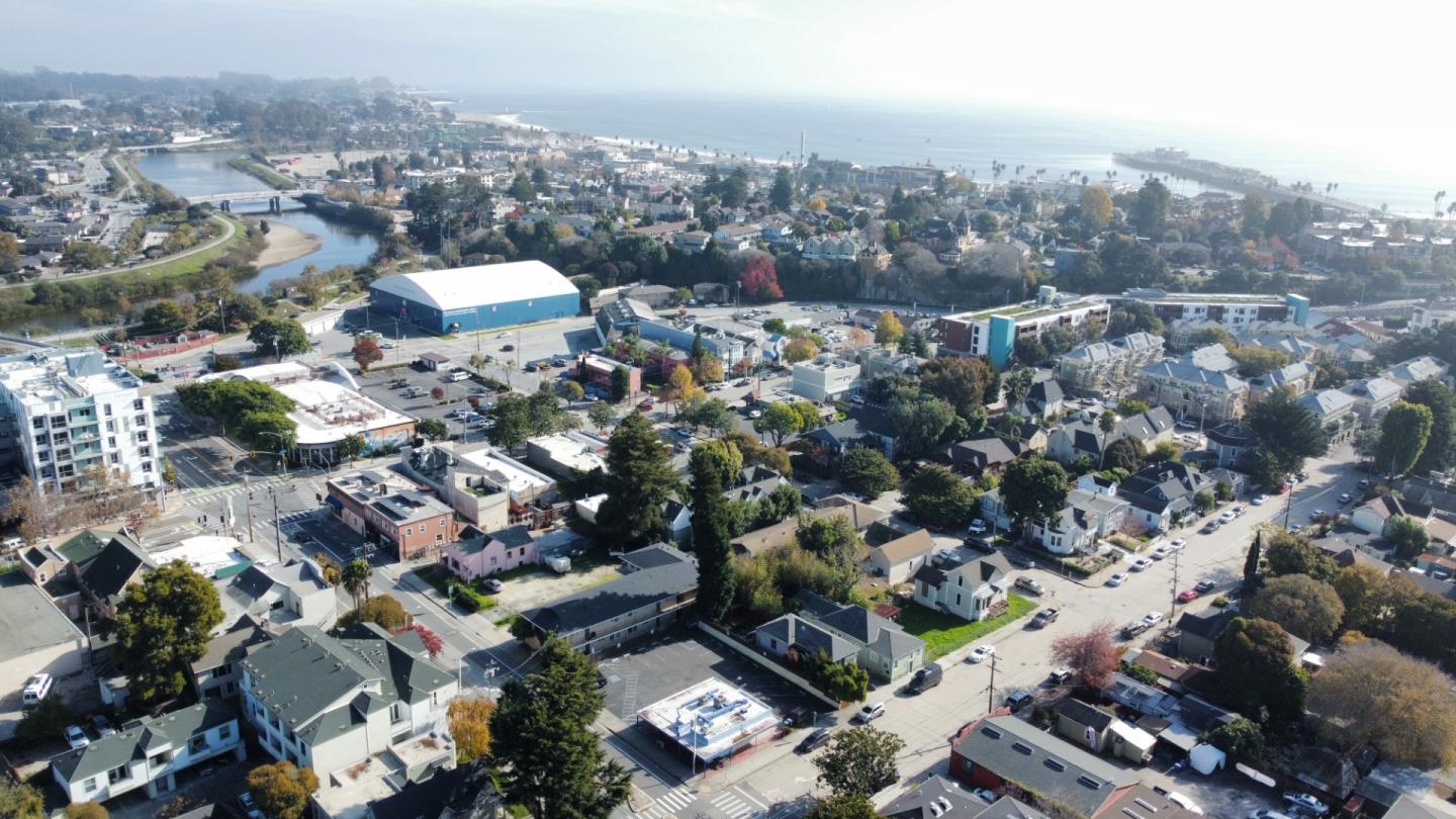 Detail Gallery Image 22 of 51 For 229 Laurel St, Santa Cruz,  CA 95060 - – Beds | – Baths