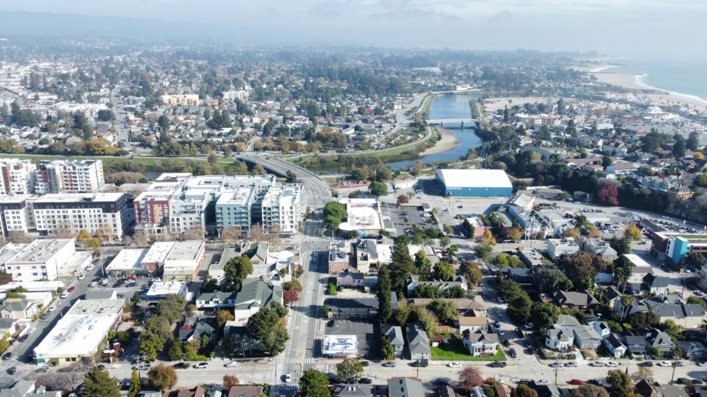 Detail Gallery Image 34 of 51 For 229 Laurel St, Santa Cruz,  CA 95060 - – Beds | – Baths