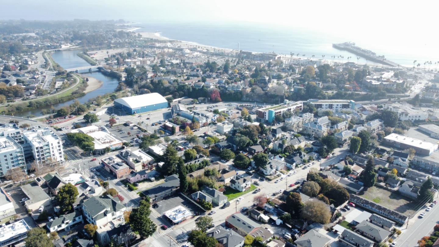 Detail Gallery Image 35 of 51 For 229 Laurel St, Santa Cruz,  CA 95060 - – Beds | – Baths