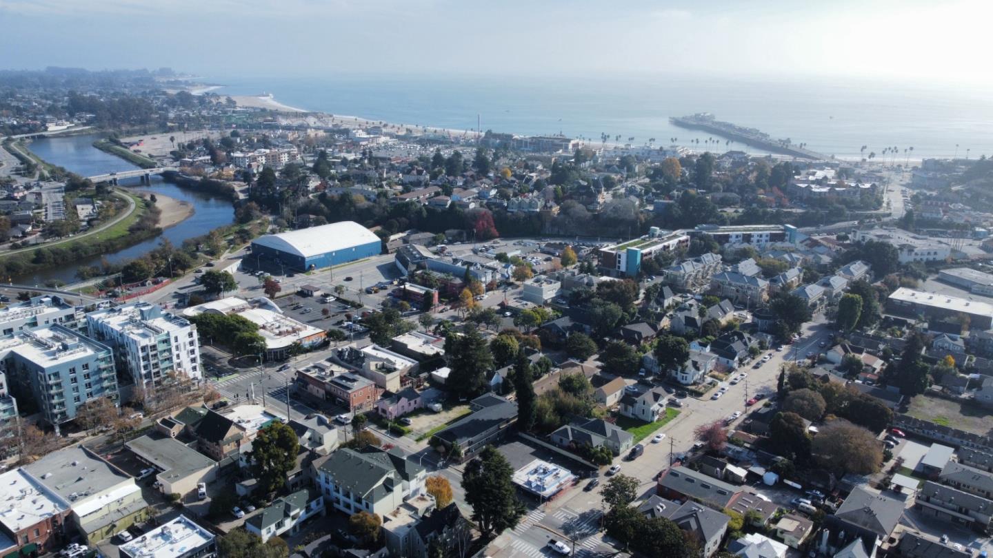 Detail Gallery Image 39 of 51 For 229 Laurel St, Santa Cruz,  CA 95060 - – Beds | – Baths