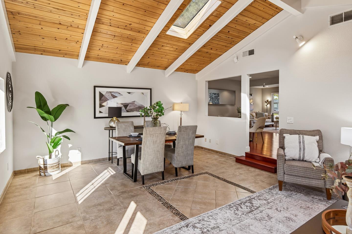 Detail Gallery Image 14 of 41 For 18732 Afton Ave, Saratoga,  CA 95070 - 4 Beds | 2 Baths