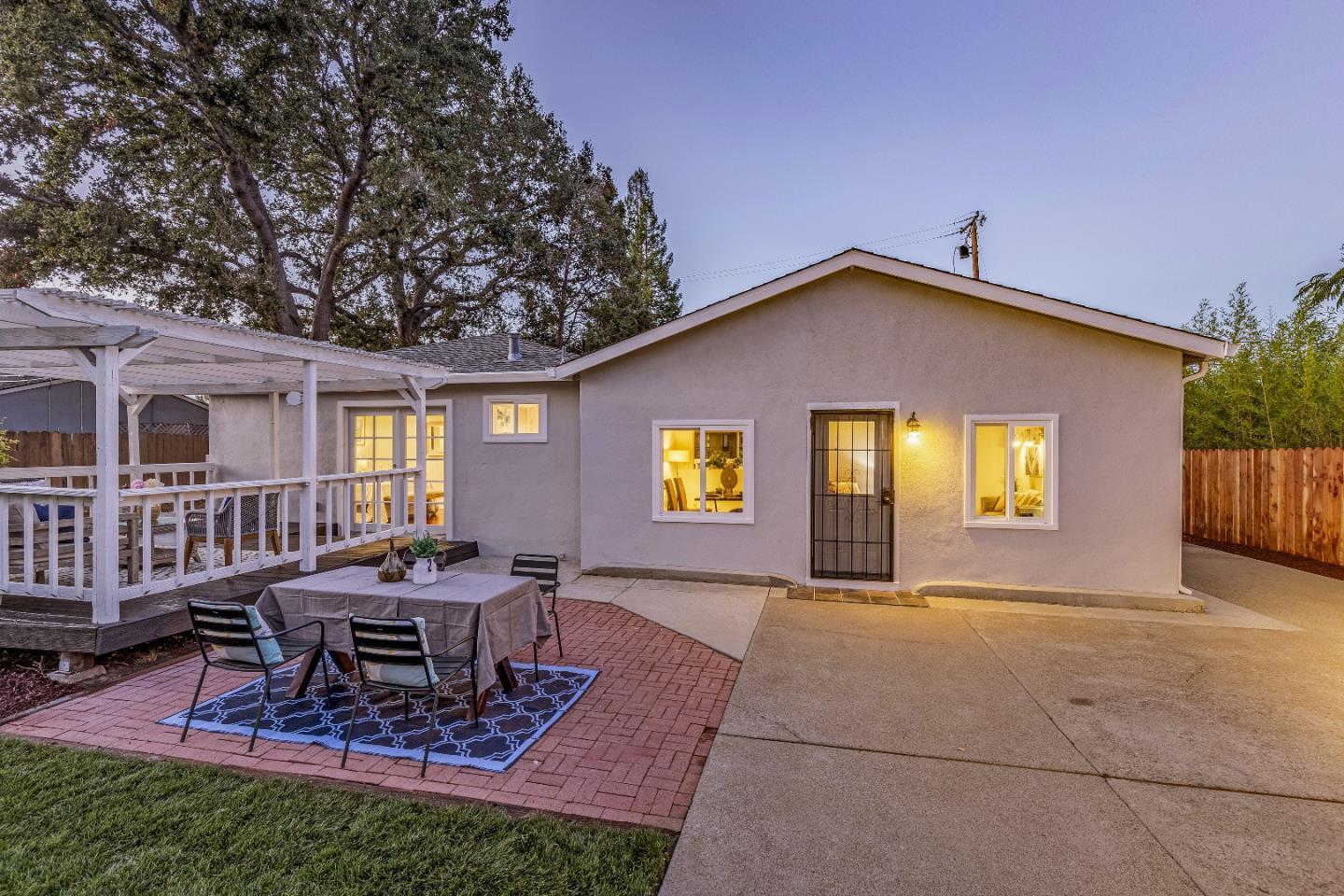 Detail Gallery Image 29 of 41 For 18732 Afton Ave, Saratoga,  CA 95070 - 4 Beds | 2 Baths