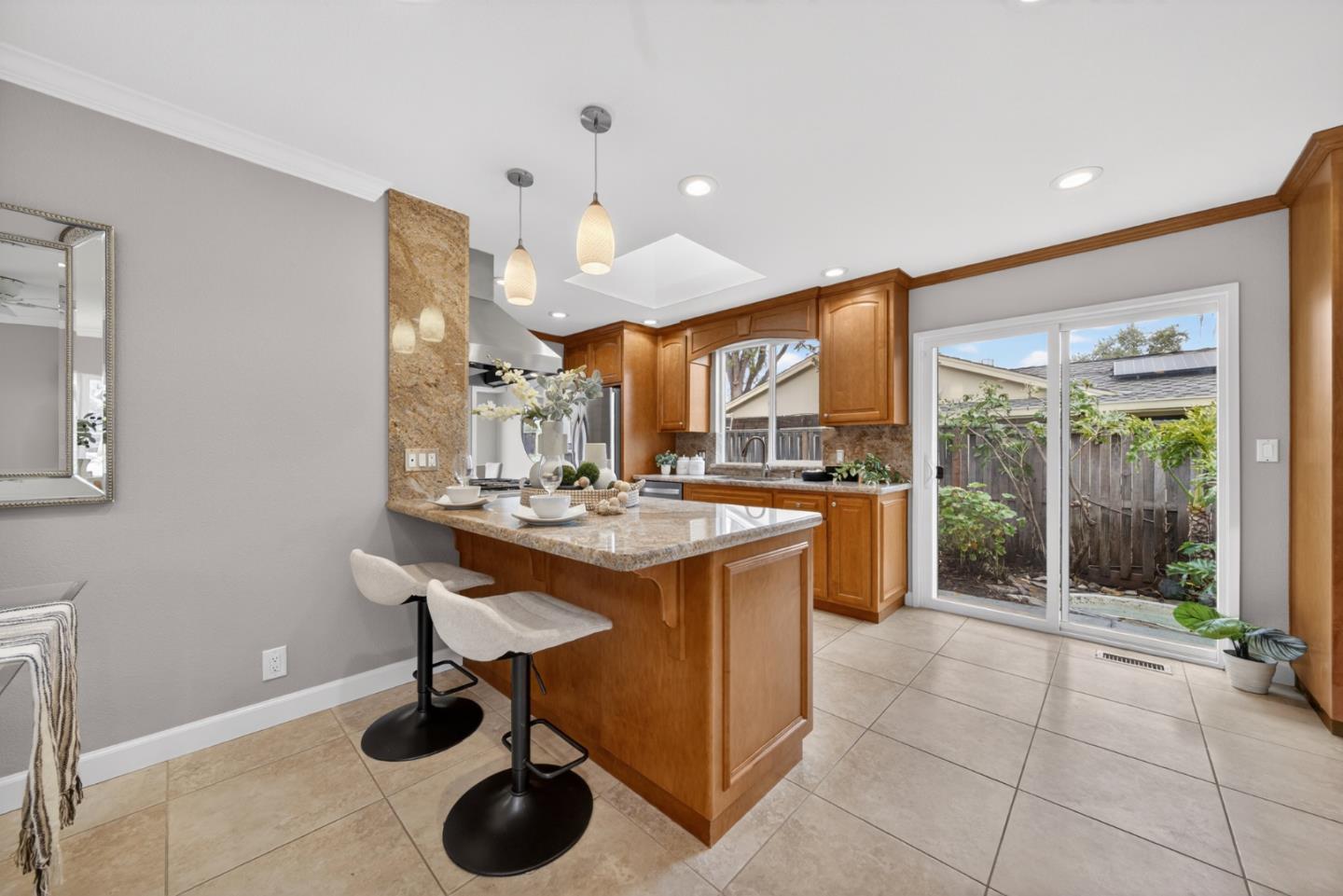 Detail Gallery Image 10 of 117 For 10155 Western Dr, Cupertino,  CA 95014 - 4 Beds | 3 Baths