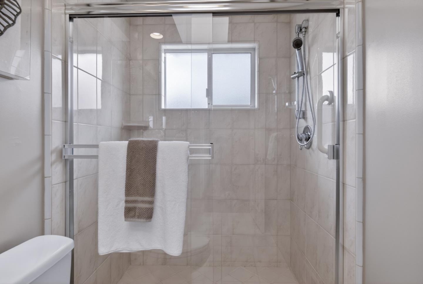 Detail Gallery Image 39 of 117 For 10155 Western Dr, Cupertino,  CA 95014 - 4 Beds | 3 Baths