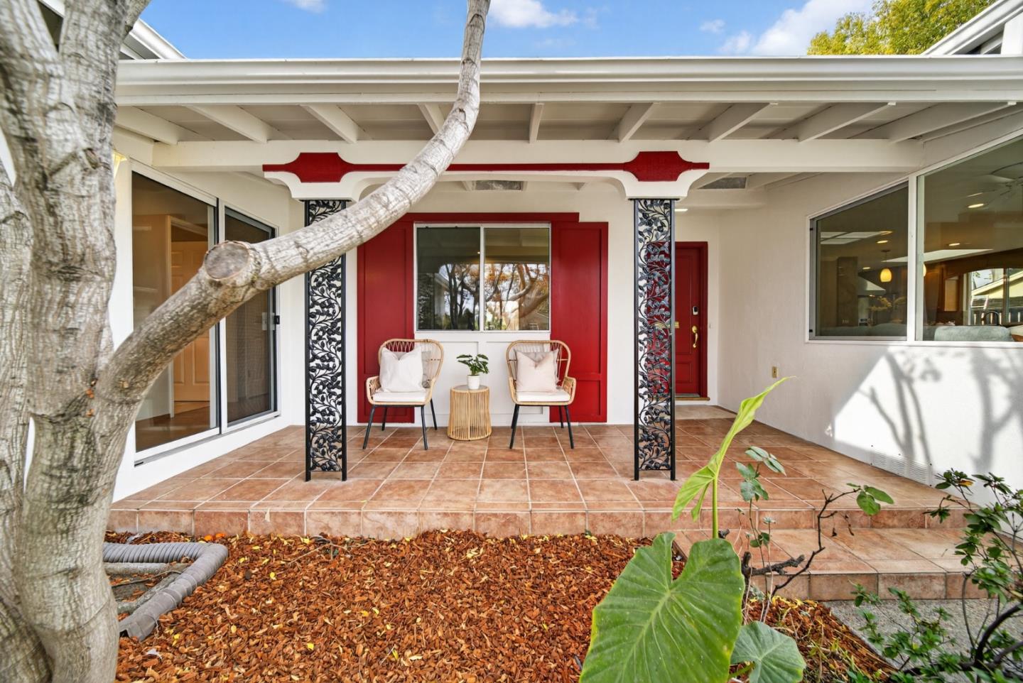 Detail Gallery Image 4 of 117 For 10155 Western Dr, Cupertino,  CA 95014 - 4 Beds | 3 Baths