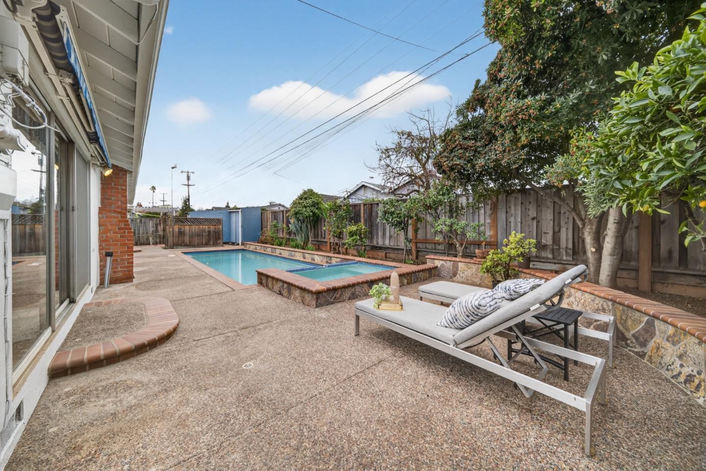 Detail Gallery Image 68 of 117 For 10155 Western Dr, Cupertino,  CA 95014 - 4 Beds | 3 Baths