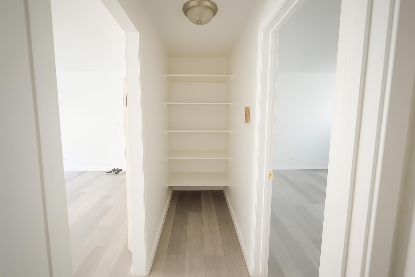 Detail Gallery Image 10 of 11 For 1177 Ski Run Blvd, South Lake Tahoe,  CA 96150 - – Beds | – Baths