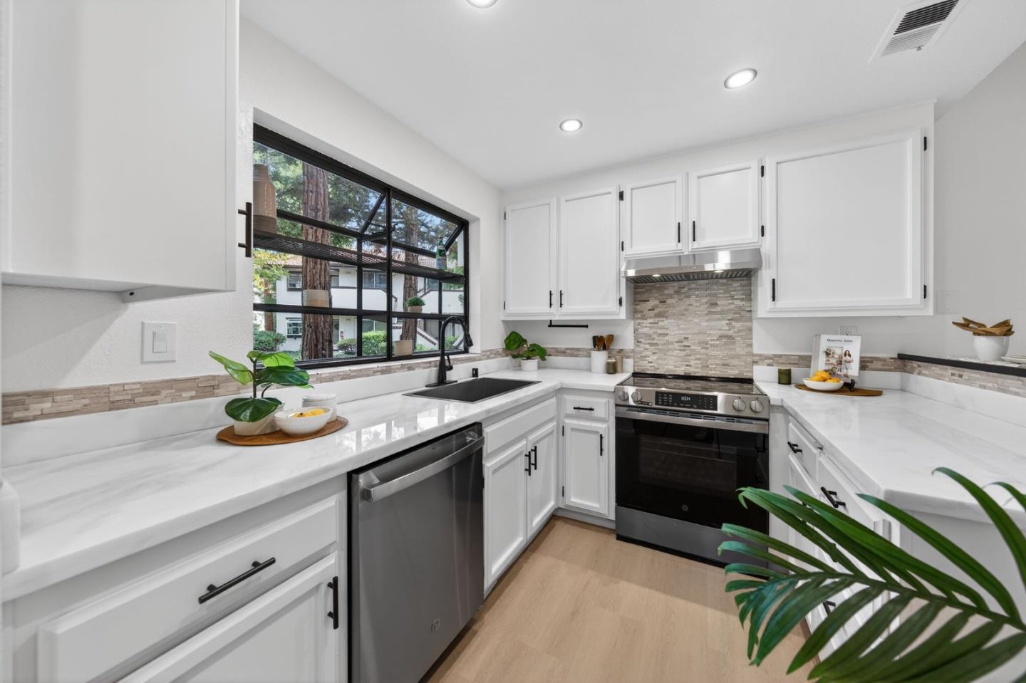 Detail Gallery Image 12 of 22 For 1400 Bowe Ave #1703,  Santa Clara,  CA 95051 - 2 Beds | 2 Baths