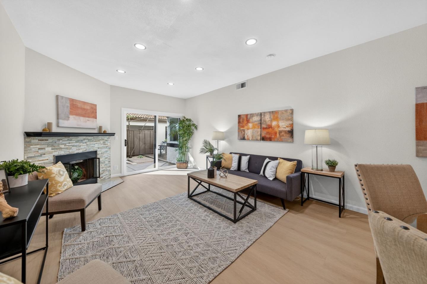 Detail Gallery Image 5 of 22 For 1400 Bowe Ave #1703,  Santa Clara,  CA 95051 - 2 Beds | 2 Baths