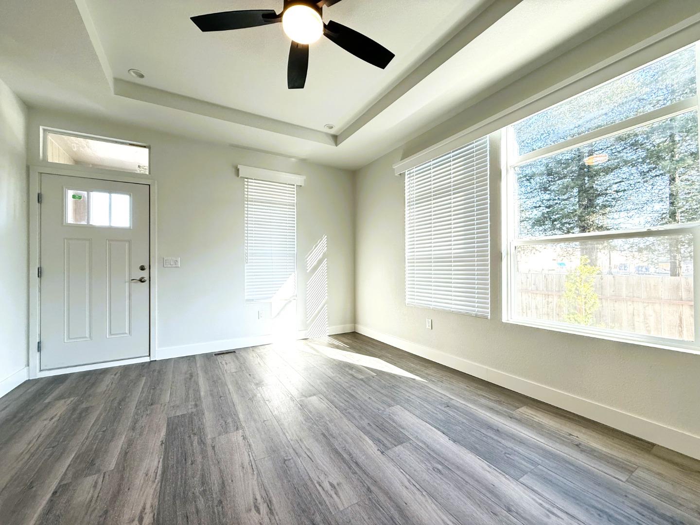 Detail Gallery Image 12 of 30 For 430 Giannotta Way #430,  San Jose,  CA 95133 - 3 Beds | 2 Baths