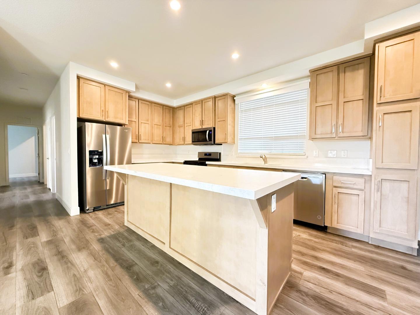 Detail Gallery Image 15 of 30 For 430 Giannotta Way #430,  San Jose,  CA 95133 - 3 Beds | 2 Baths