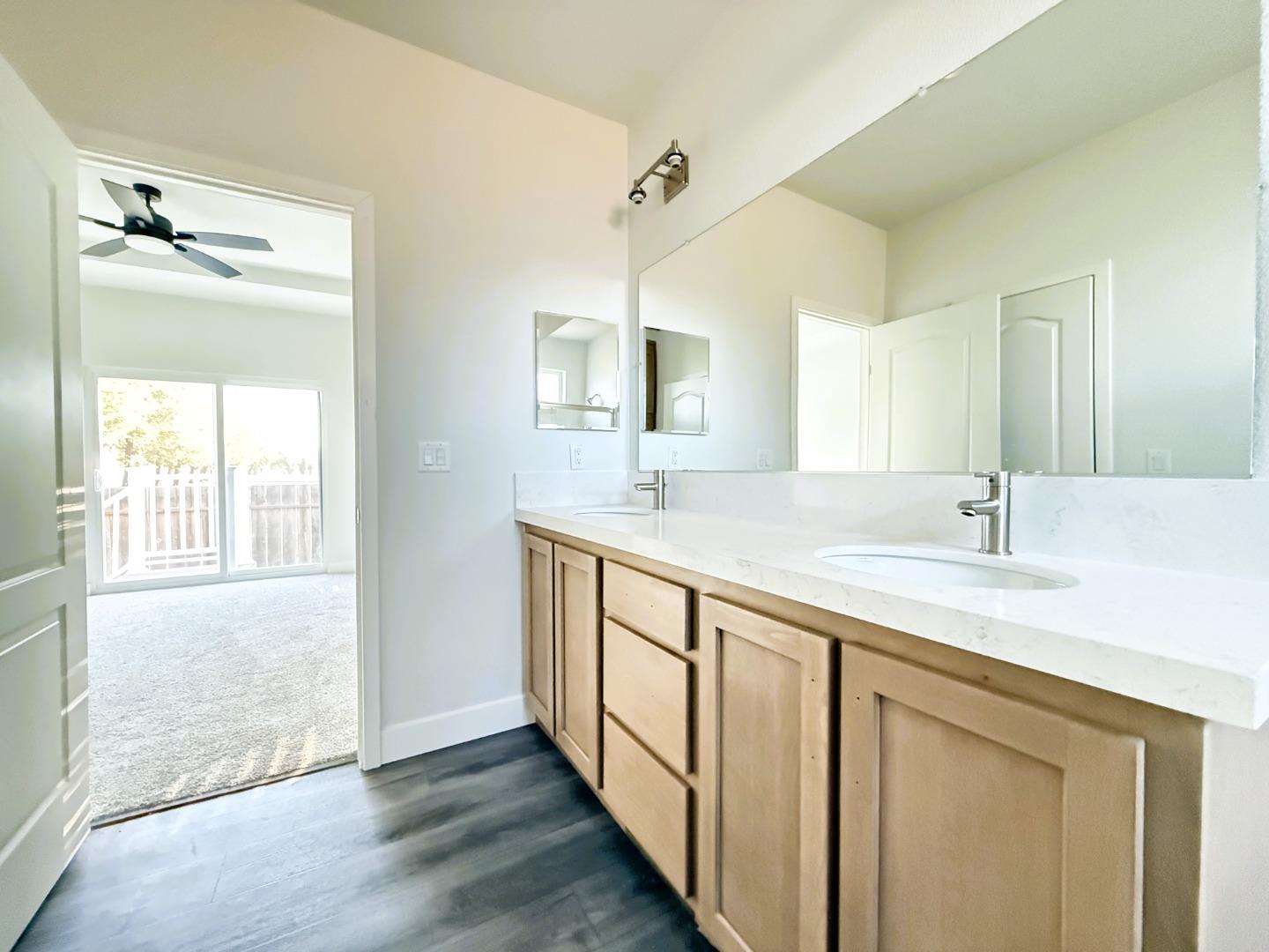 Detail Gallery Image 26 of 30 For 430 Giannotta Way #430,  San Jose,  CA 95133 - 3 Beds | 2 Baths