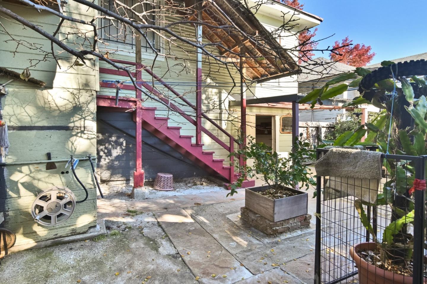 Detail Gallery Image 15 of 24 For 2819 E 23rd St, Oakland,  CA 94601 - 3 Beds | 2 Baths