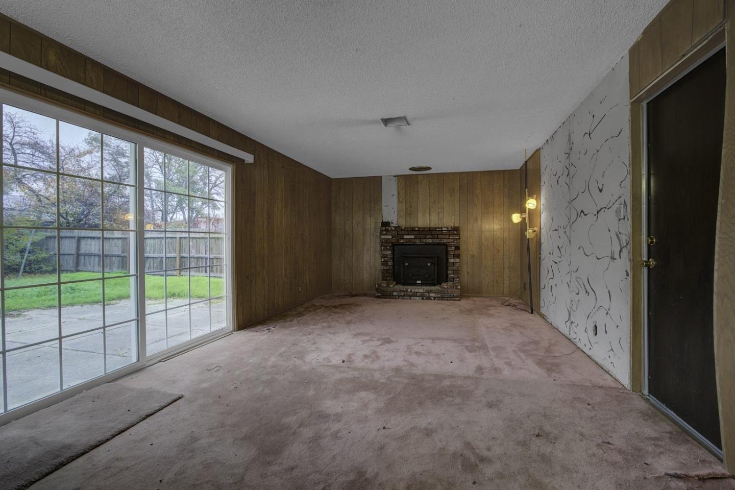 Detail Gallery Image 16 of 41 For 8734 Hermosa Ct, Stockton,  CA 95210 - 4 Beds | 2 Baths