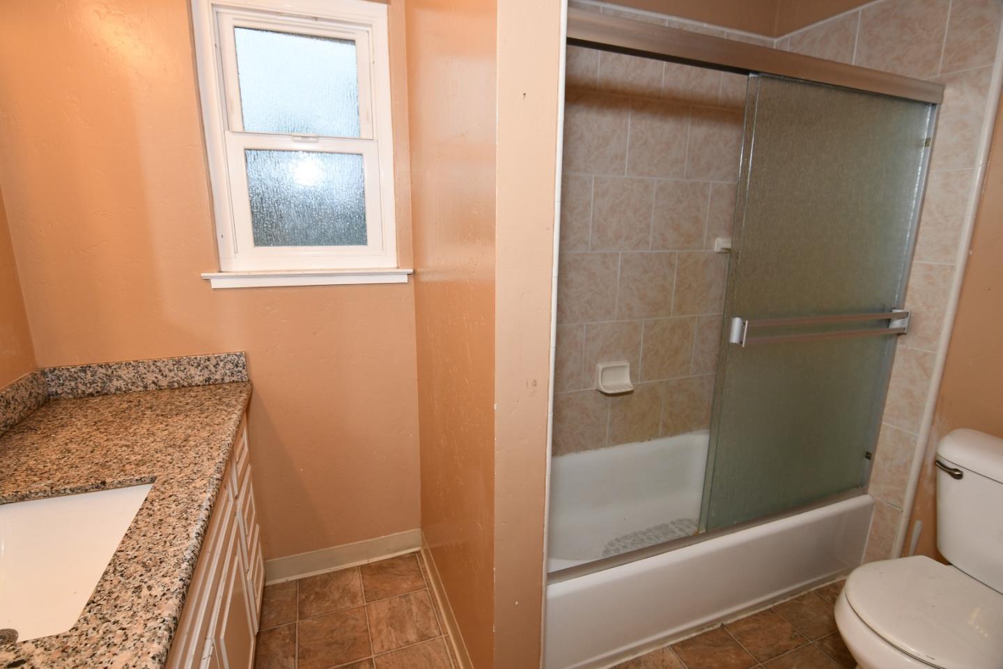 Detail Gallery Image 12 of 20 For 3367 Holderman Dr, San Jose,  CA 95148 - 4 Beds | 2/1 Baths