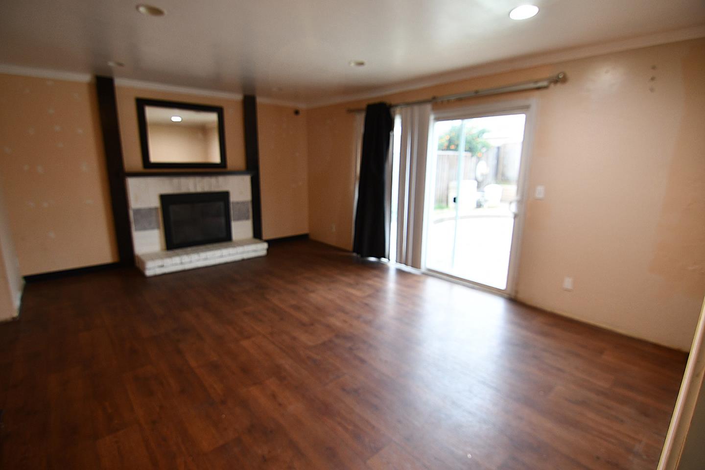 Detail Gallery Image 7 of 20 For 3367 Holderman Dr, San Jose,  CA 95148 - 4 Beds | 2/1 Baths