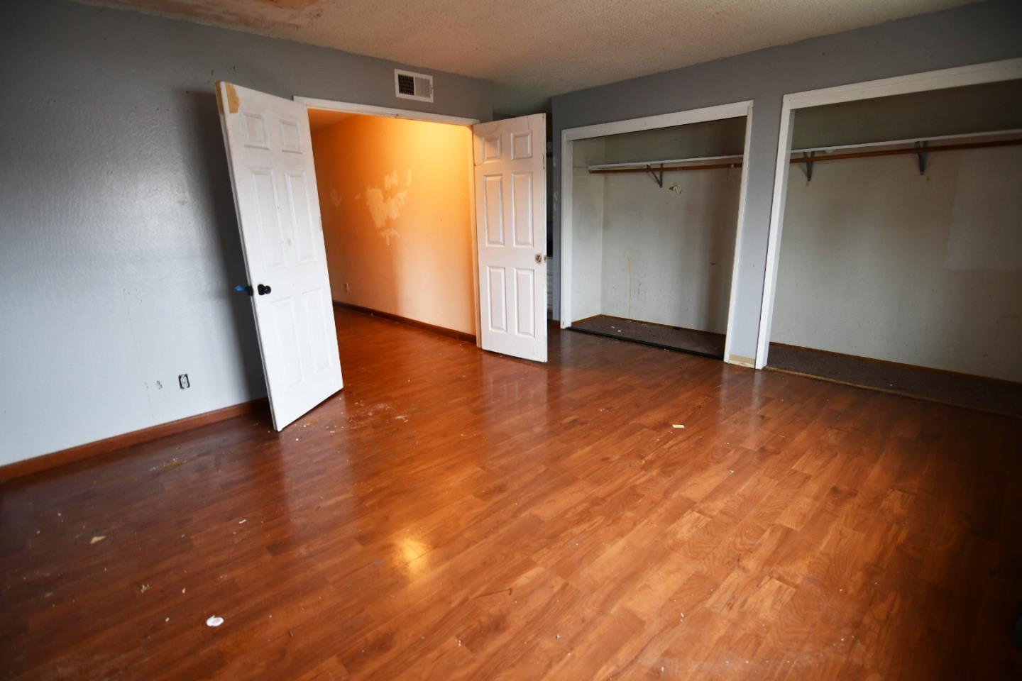 Detail Gallery Image 8 of 20 For 3367 Holderman Dr, San Jose,  CA 95148 - 4 Beds | 2/1 Baths