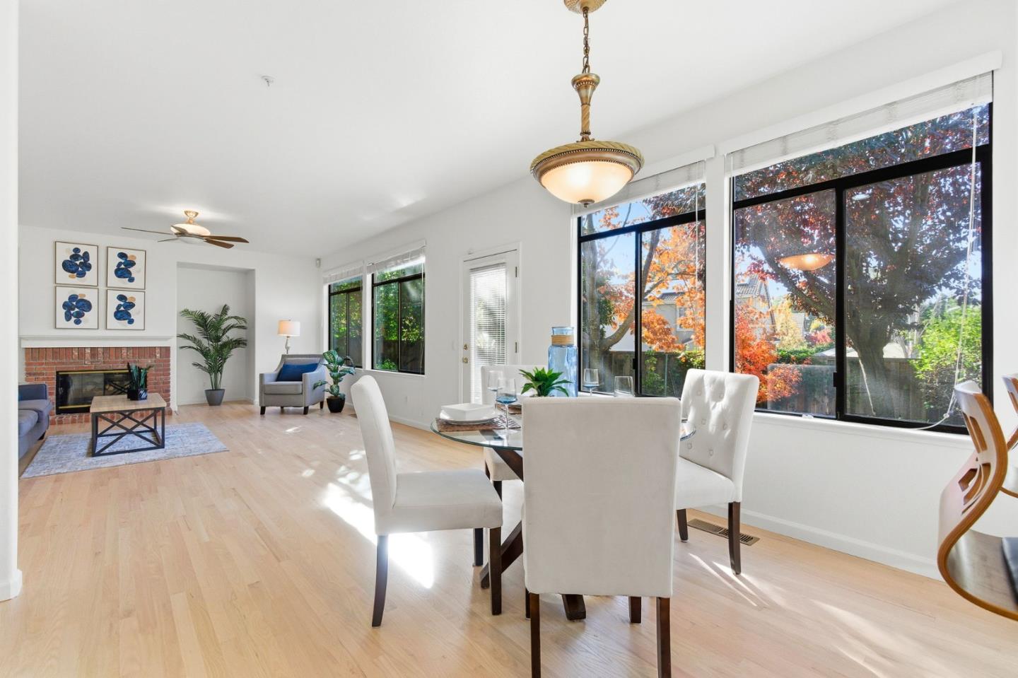 Detail Gallery Image 12 of 51 For 16575 Trail Dr, Morgan Hill,  CA 95037 - 4 Beds | 3 Baths