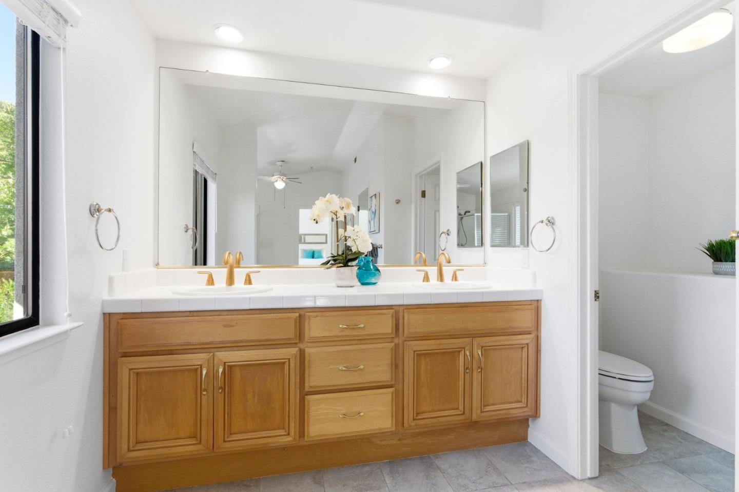 Detail Gallery Image 25 of 51 For 16575 Trail Dr, Morgan Hill,  CA 95037 - 4 Beds | 3 Baths