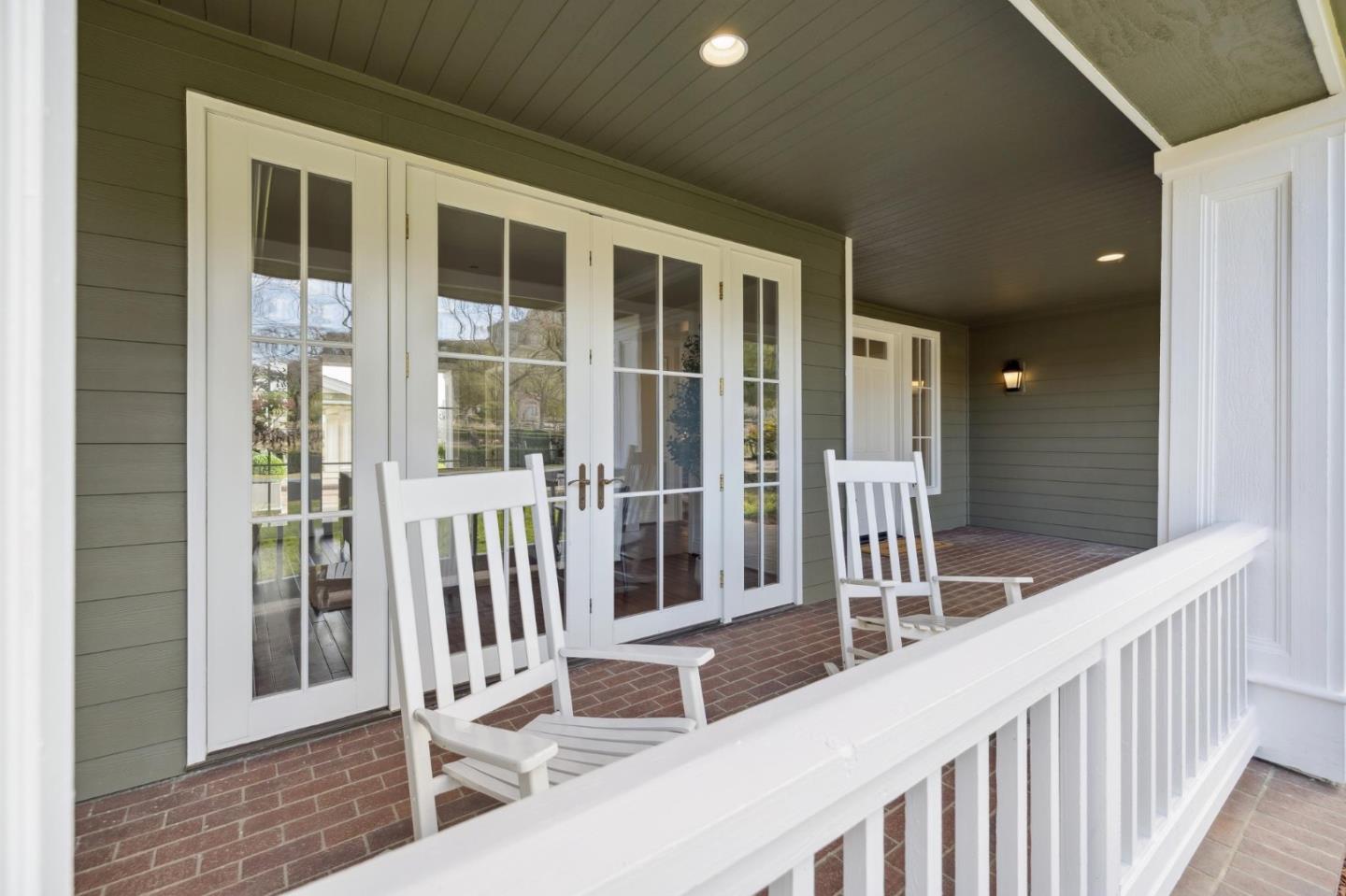 Detail Gallery Image 13 of 89 For 1450 Lakeview Ct, San Martin,  CA 95046 - 6 Beds | 5/1 Baths