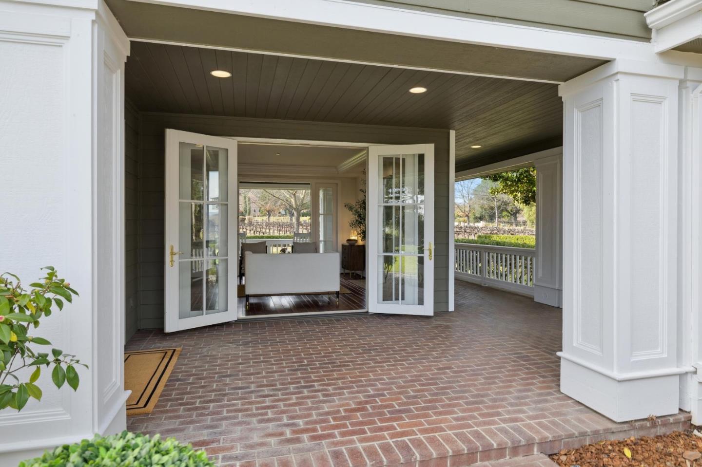 Detail Gallery Image 23 of 89 For 1450 Lakeview Ct, San Martin,  CA 95046 - 6 Beds | 5/1 Baths