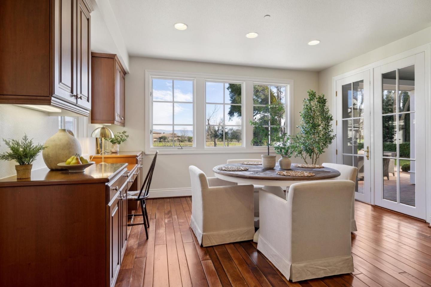 Detail Gallery Image 43 of 89 For 1450 Lakeview Ct, San Martin,  CA 95046 - 6 Beds | 5/1 Baths