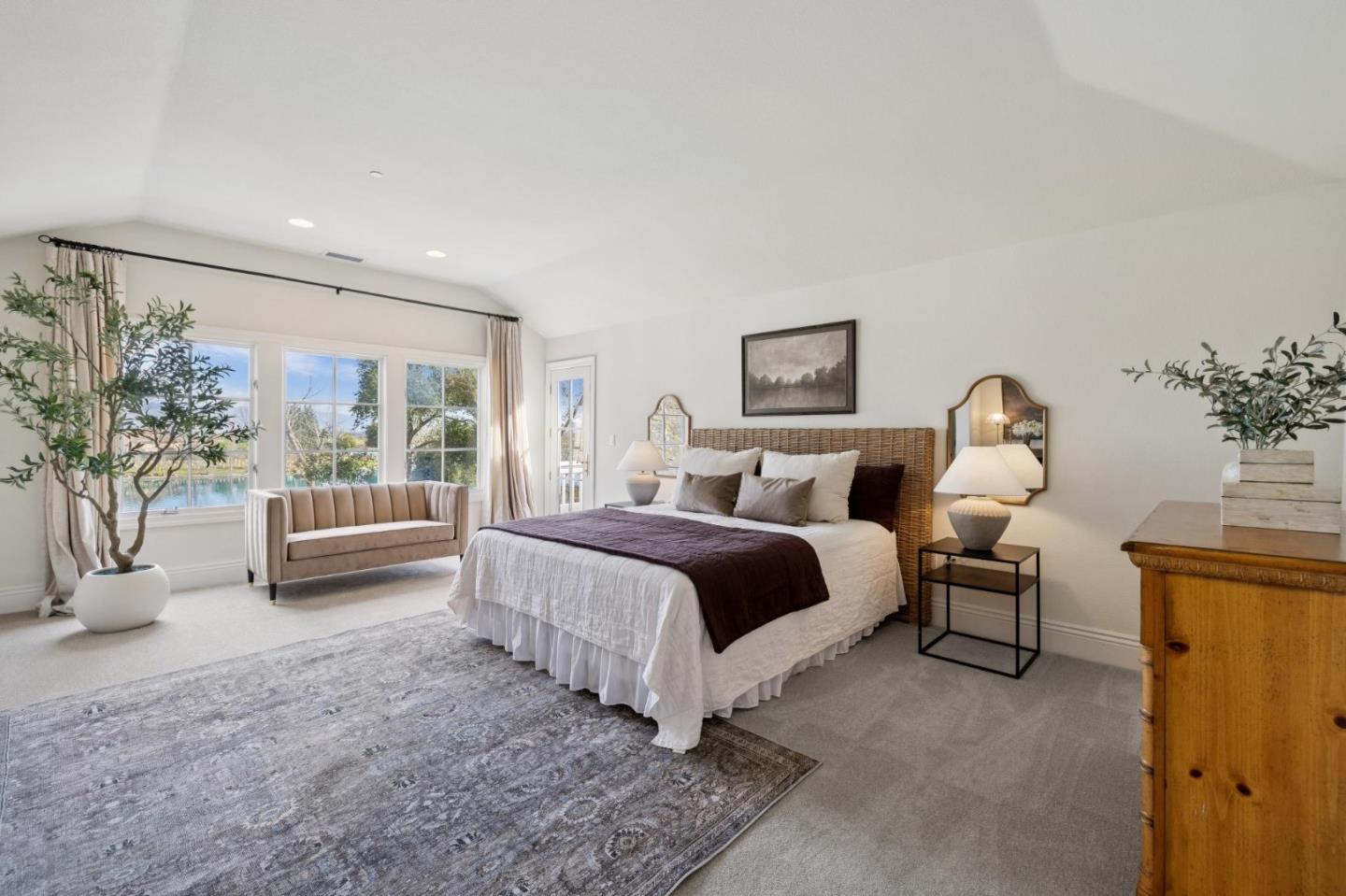 Detail Gallery Image 47 of 89 For 1450 Lakeview Ct, San Martin,  CA 95046 - 6 Beds | 5/1 Baths