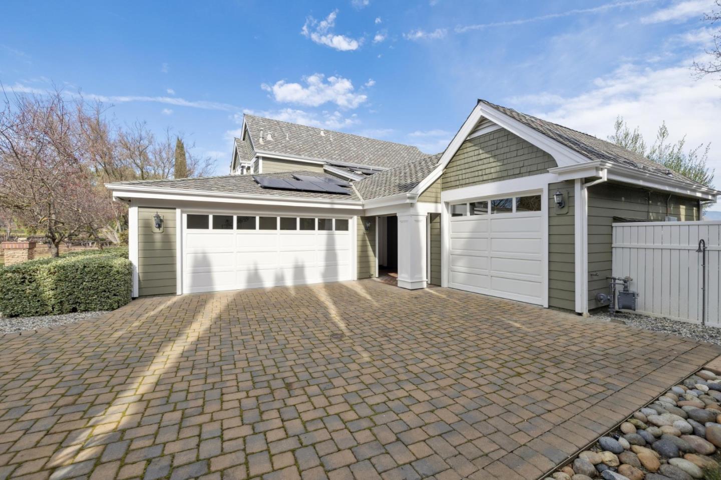 Detail Gallery Image 62 of 89 For 1450 Lakeview Ct, San Martin,  CA 95046 - 6 Beds | 5/1 Baths