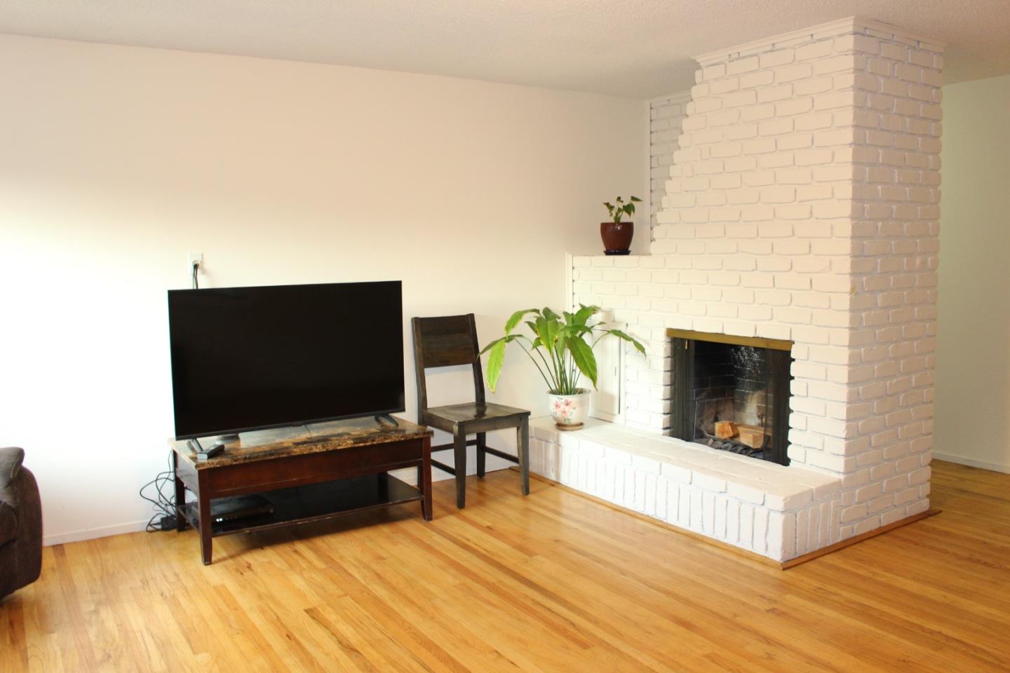 Detail Gallery Image 7 of 22 For 118 Azucar Ave, San Jose,  CA 95111 - 3 Beds | 2 Baths