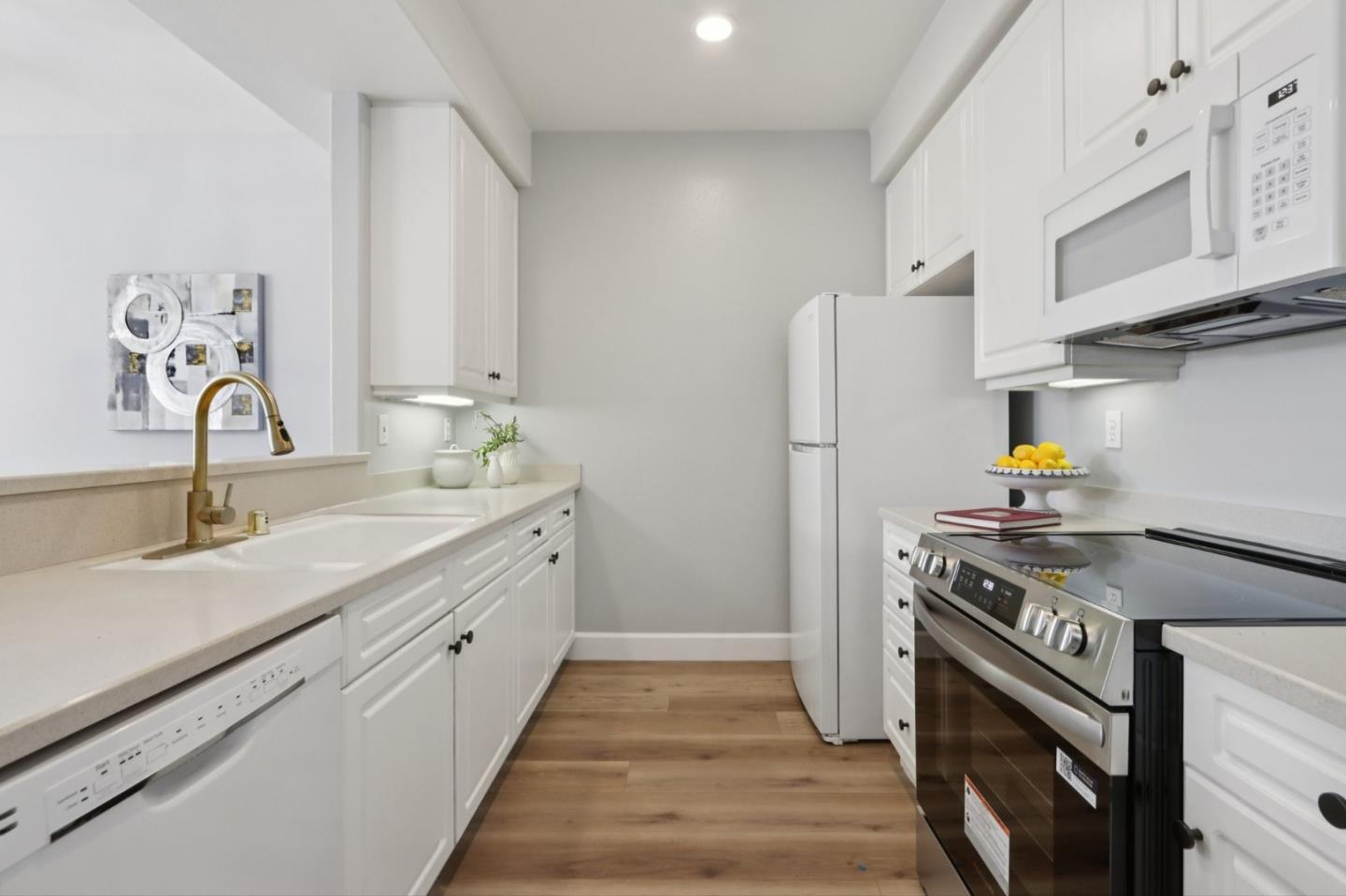 Detail Gallery Image 9 of 28 For 1951 Ofarrell St #404,  San Mateo,  CA 94403 - 2 Beds | 2 Baths