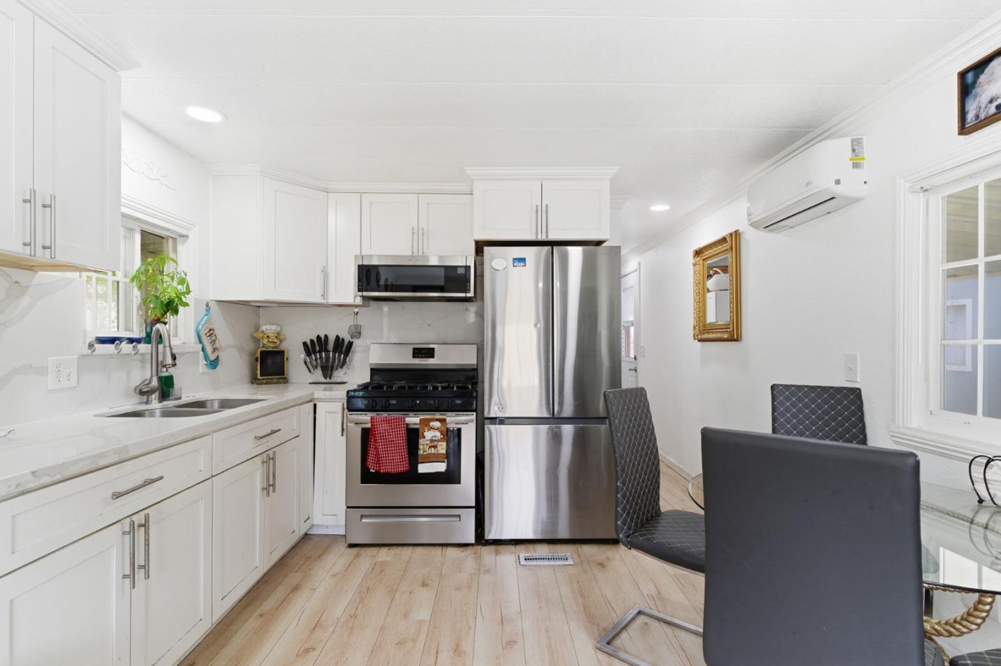 Detail Gallery Image 11 of 15 For 1850 Evans Ln #76,  San Jose,  CA 95125 - 1 Beds | 1 Baths