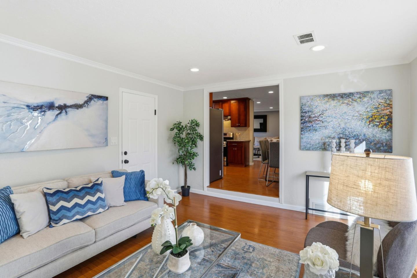 Detail Gallery Image 11 of 32 For 3458 Rocky Mountain Dr, San Jose,  CA 95127 - 3 Beds | 2 Baths