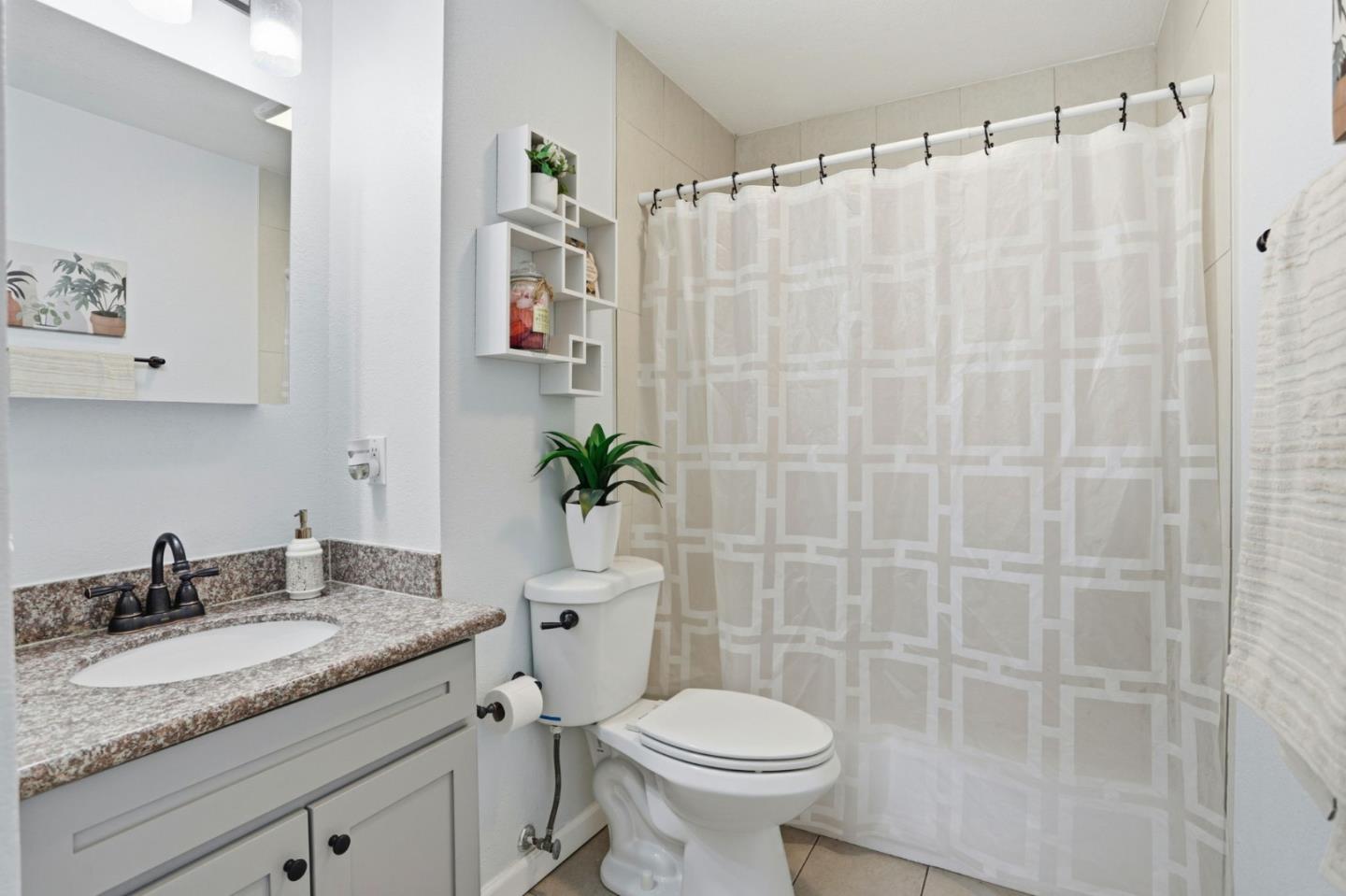 Detail Gallery Image 24 of 32 For 3458 Rocky Mountain Dr, San Jose,  CA 95127 - 3 Beds | 2 Baths