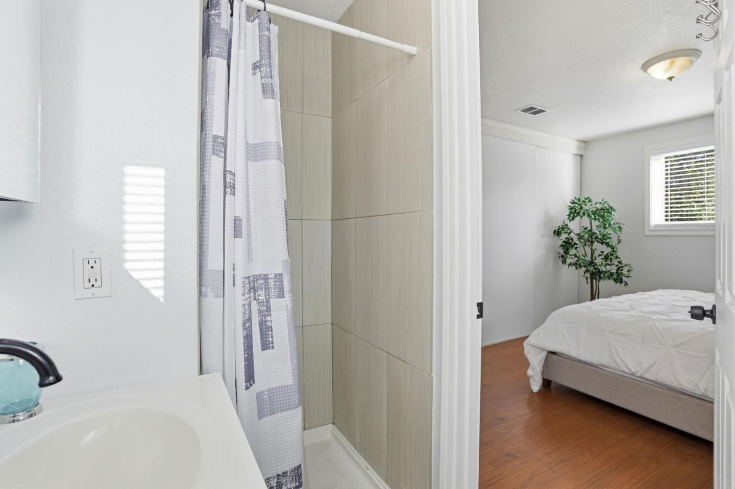 Detail Gallery Image 27 of 32 For 3458 Rocky Mountain Dr, San Jose,  CA 95127 - 3 Beds | 2 Baths