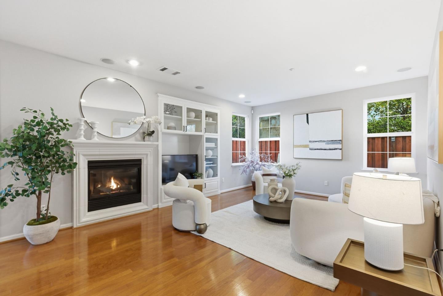 Detail Gallery Image 11 of 85 For 34794 Williams Way, Union City,  CA 94587 - 5 Beds | 4/1 Baths