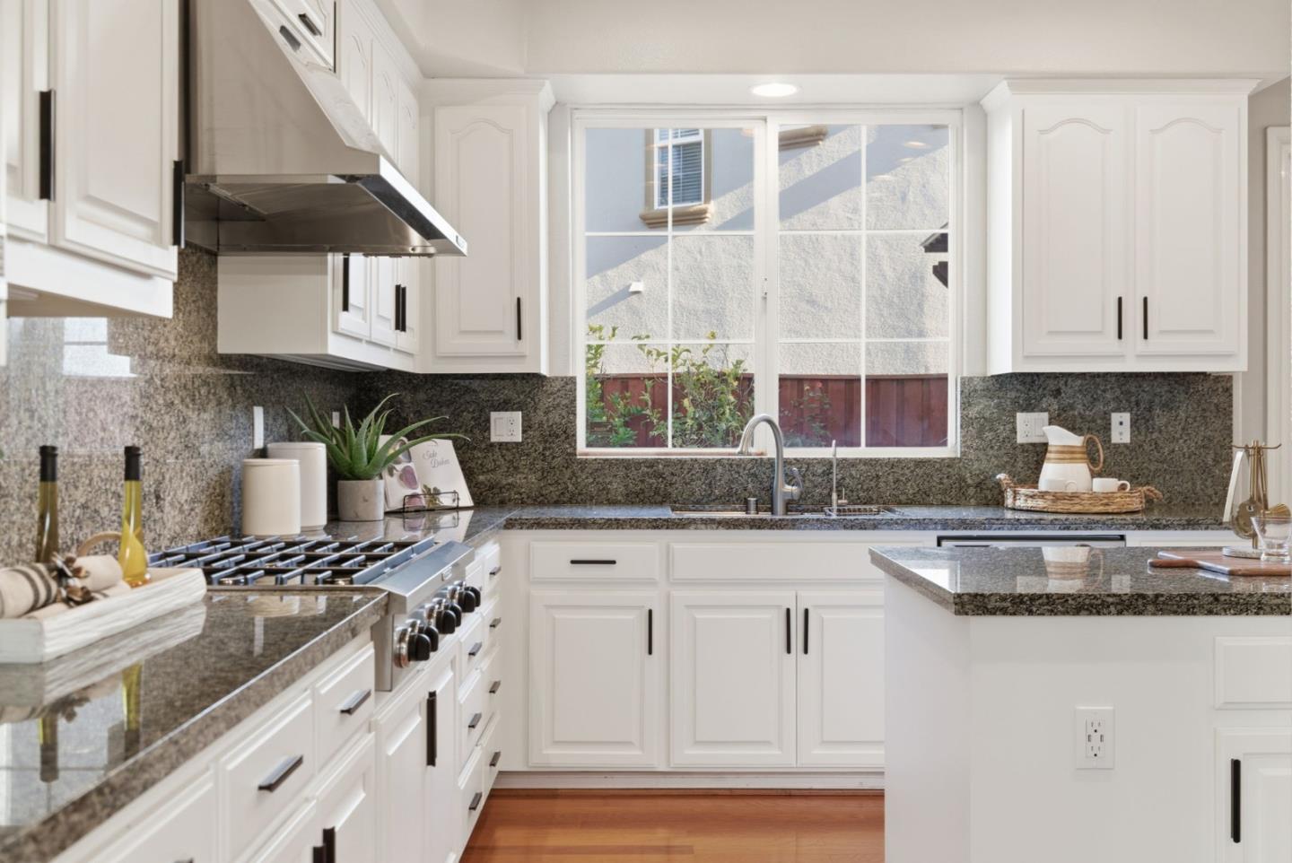 Detail Gallery Image 22 of 85 For 34794 Williams Way, Union City,  CA 94587 - 5 Beds | 4/1 Baths