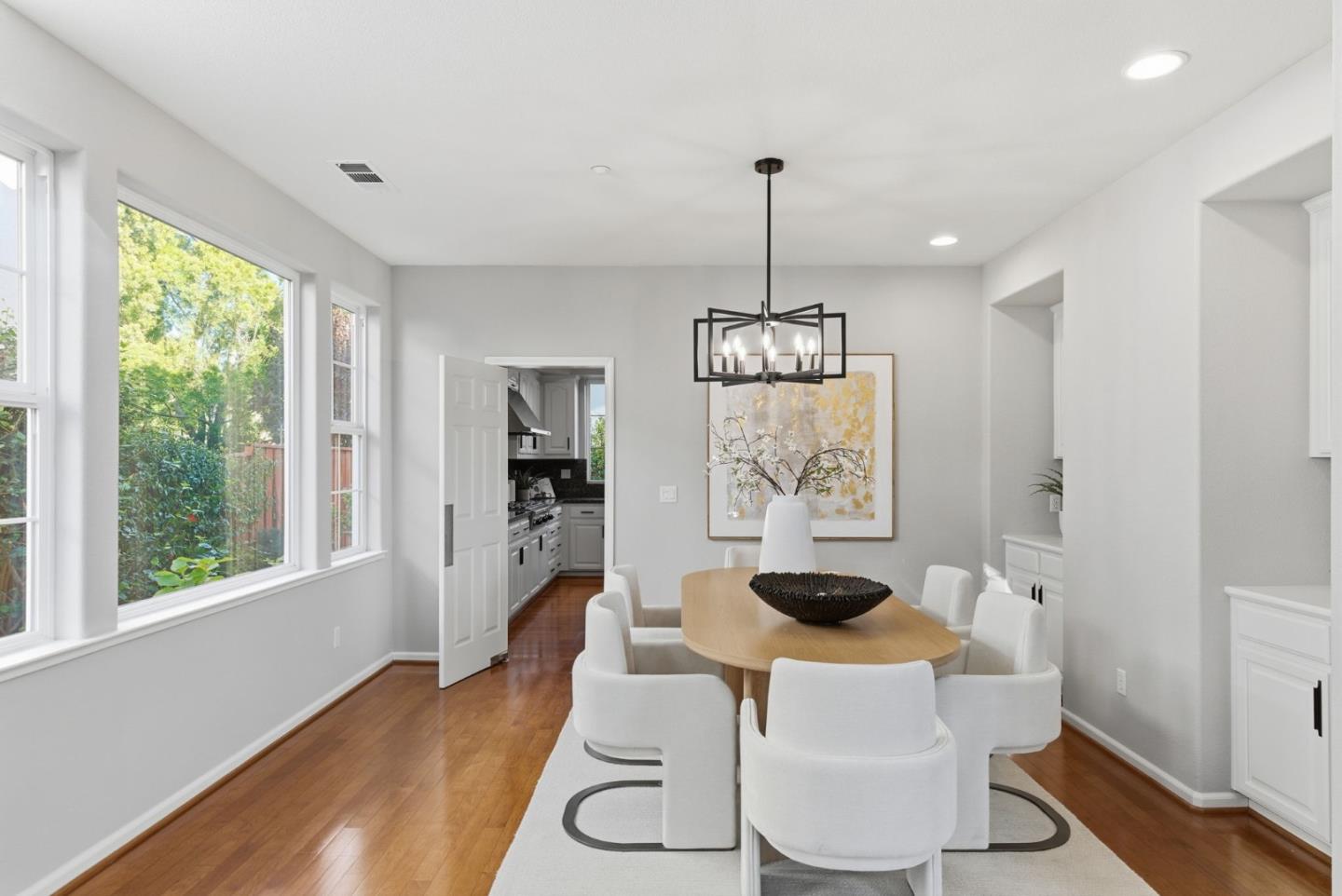 Detail Gallery Image 25 of 85 For 34794 Williams Way, Union City,  CA 94587 - 5 Beds | 4/1 Baths