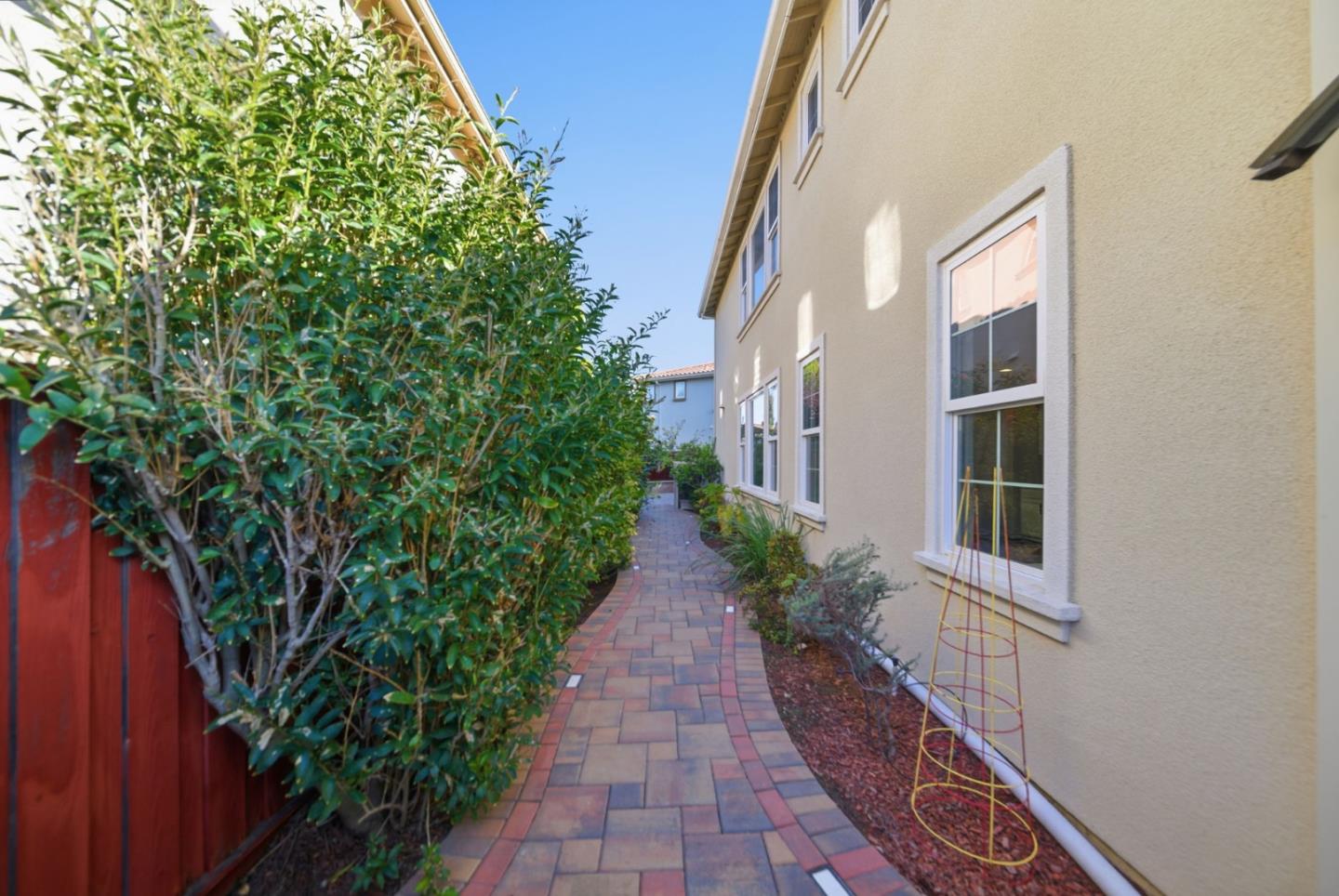 Detail Gallery Image 73 of 85 For 34794 Williams Way, Union City,  CA 94587 - 5 Beds | 4/1 Baths