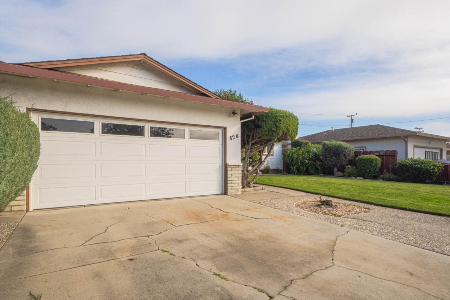 Detail Gallery Image 2 of 33 For 826 Central Ave, Salinas,  CA 93901 - 3 Beds | 2 Baths
