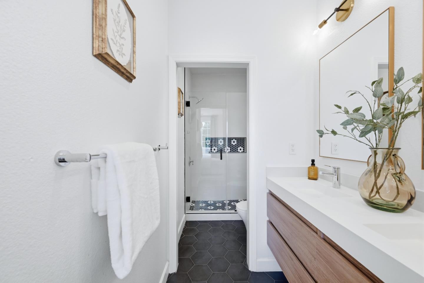 Detail Gallery Image 45 of 80 For 35005 11th St, Union City,  CA 94587 - 4 Beds | 3 Baths