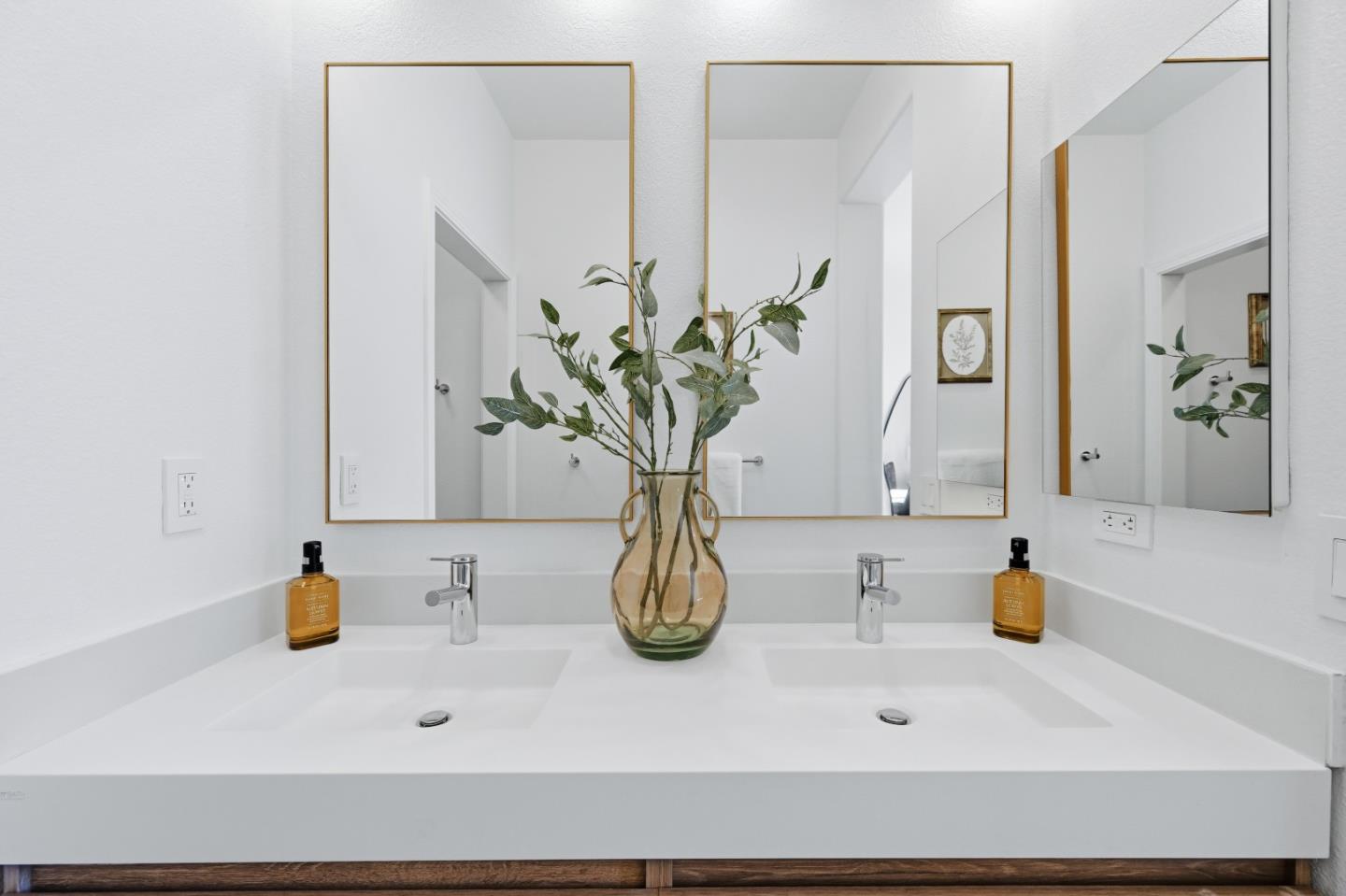 Detail Gallery Image 47 of 80 For 35005 11th St, Union City,  CA 94587 - 4 Beds | 3 Baths