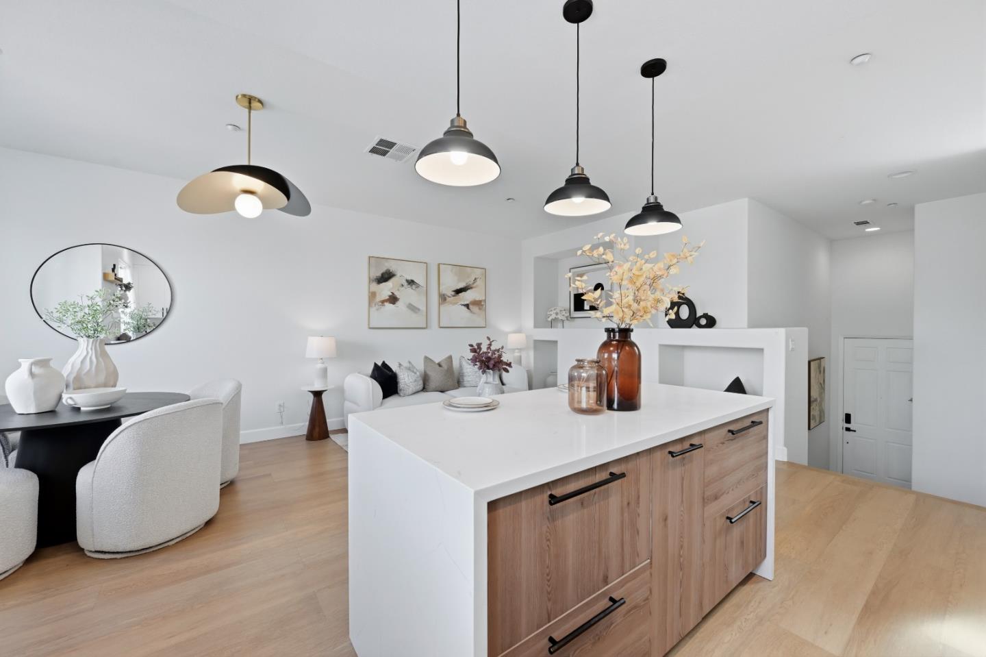 Detail Gallery Image 6 of 80 For 35005 11th St, Union City,  CA 94587 - 4 Beds | 3 Baths